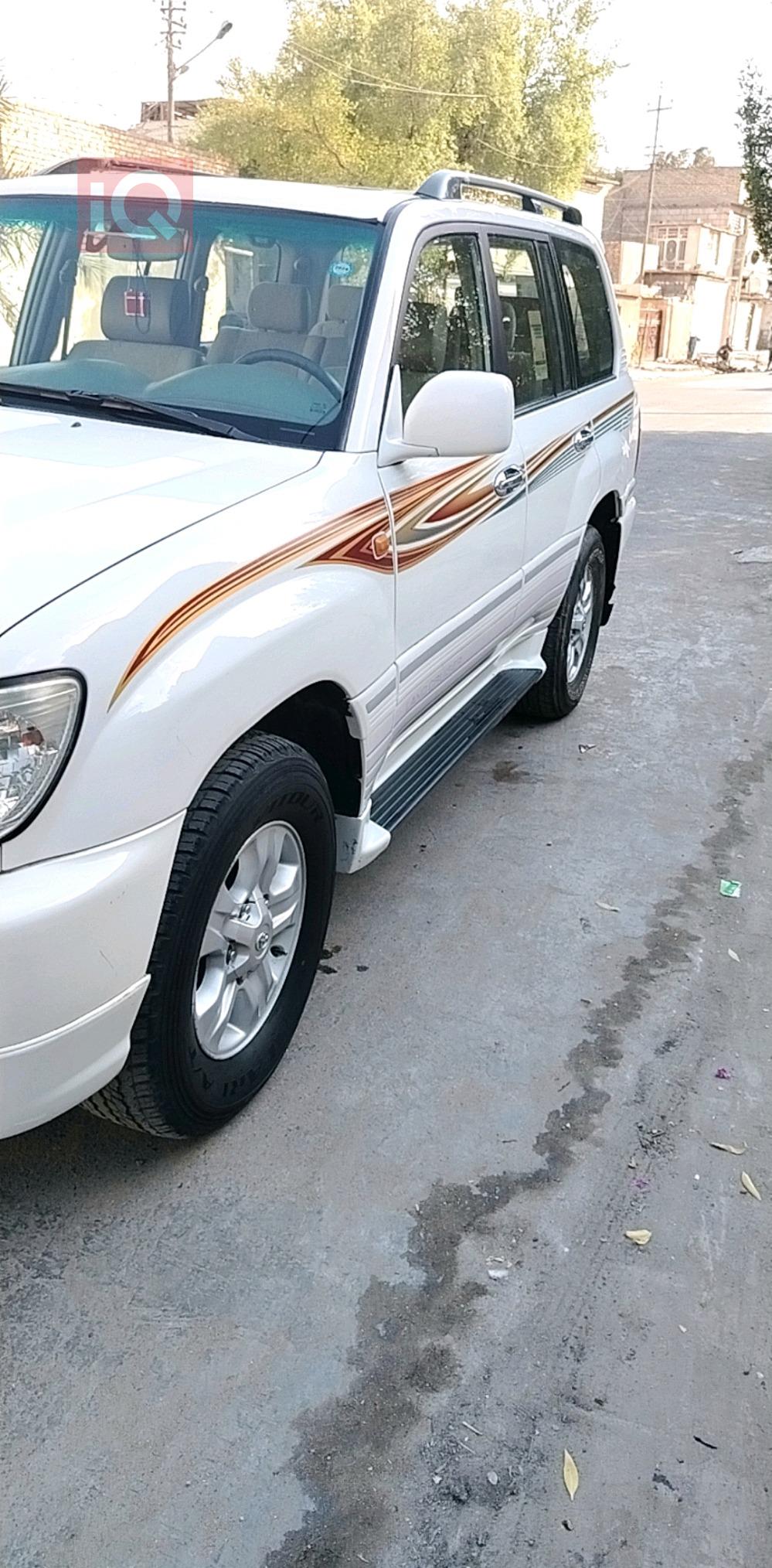 تويوتا لاندكروزر